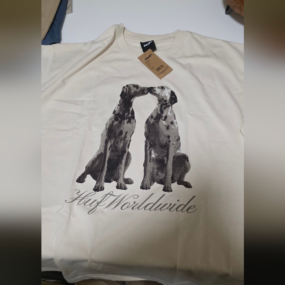 HUF Dogged T-Shirt - Picture 4 of 4